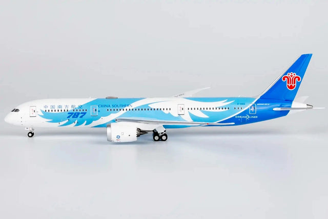 NG Models China Southern Airlines Boeing 787-9 Dreamliner B-20EH (the 1000th 787 ever delivered) 1/400 Aircraft Scale Model