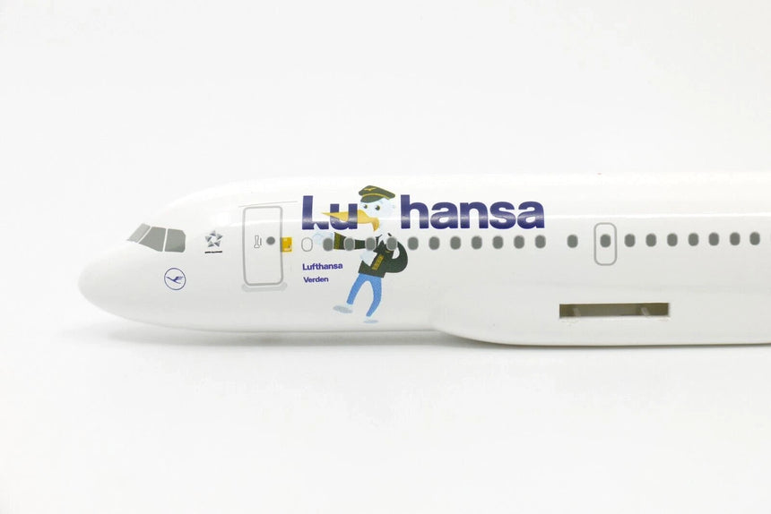 Hogan Lufthansa "Lu" Airbus A319 new livery D-AILU 1/200 Aircraft Scale Model
