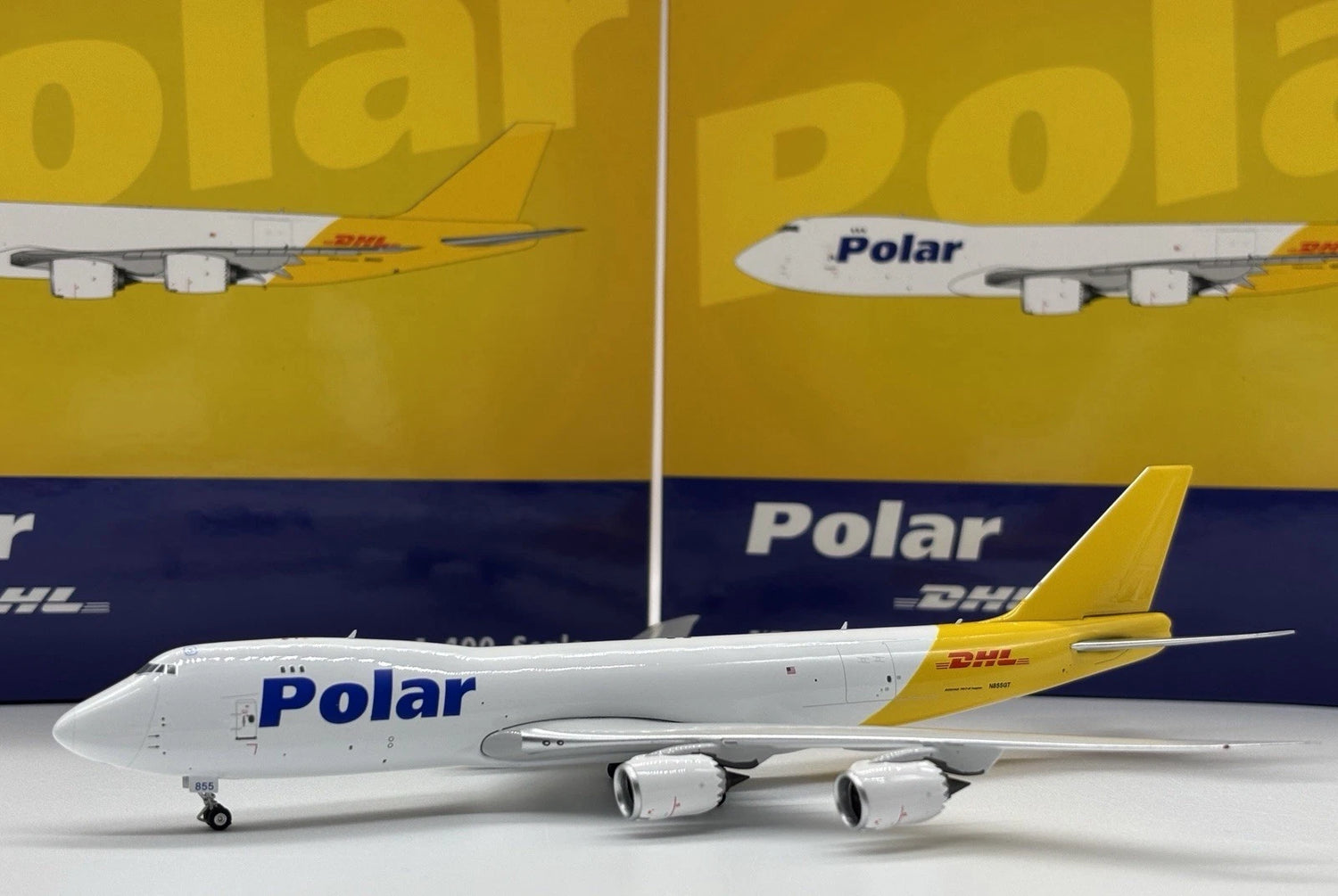 Phoenix DHL Polar Boeing 747-87UF N855GT 1/400 Aircraft Scale Model
