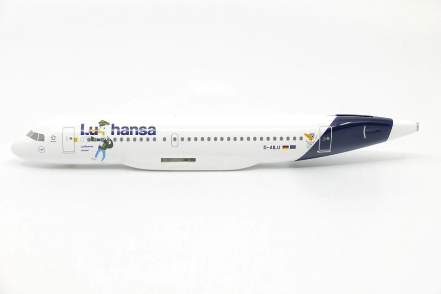Hogan Lufthansa "Lu" Airbus A319 new livery D-AILU 1/200 Aircraft Scale Model