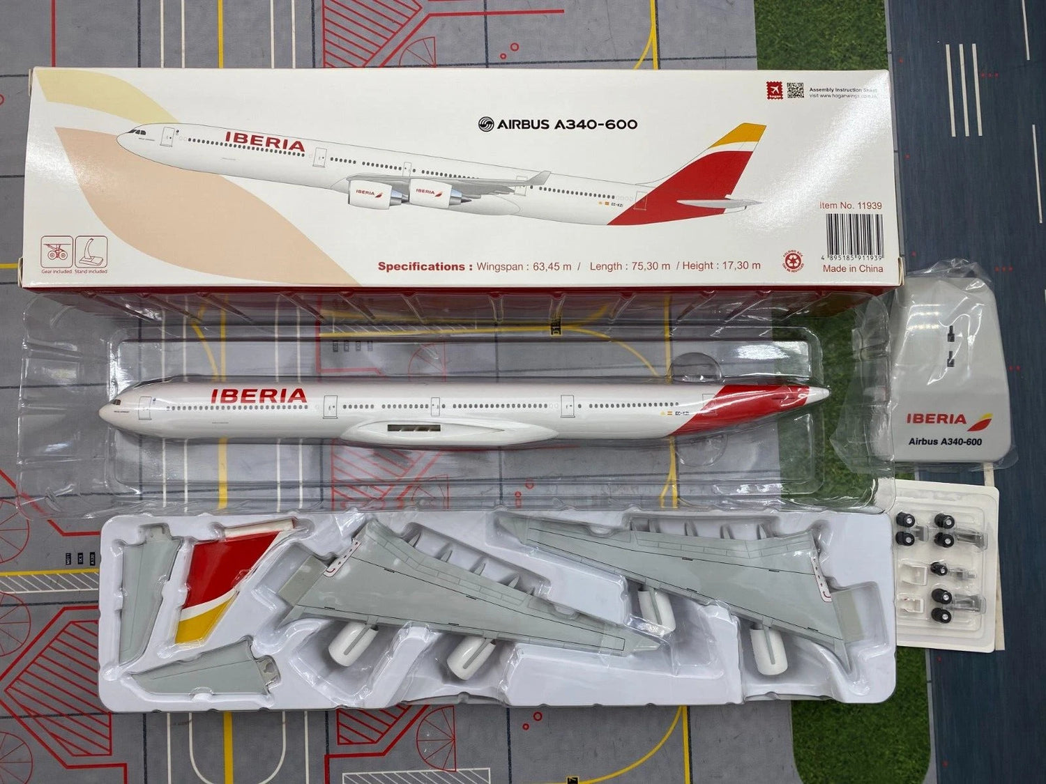 Hogan Iberia Airbus A340-600 1/200 Scale