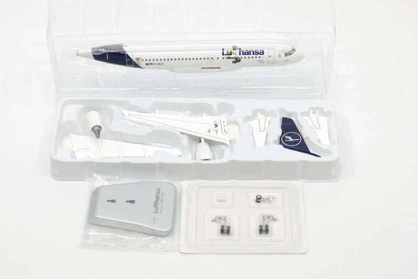 Hogan Lufthansa "Lu" Airbus A319 new livery D-AILU 1/200 Aircraft Scale Model
