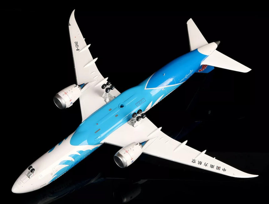 SQ Wings China Southern Boeing B787-9 B-1242 1/200 Aircraft Scale Model