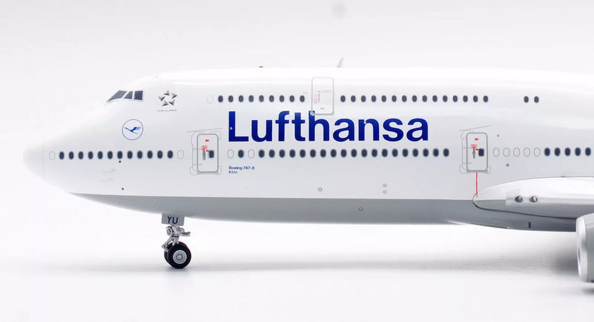 SQ Wings Lufthansa Boeing B747-8 D-ABYU 1/200 Aircraft Scale Model