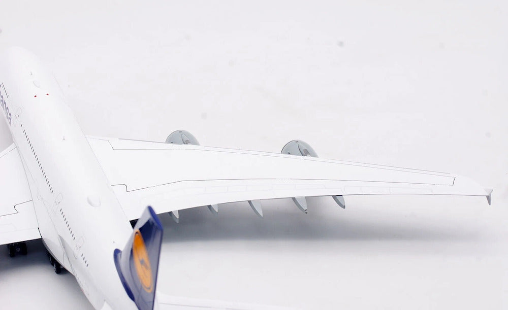 SQ Wings Lufthansa Airbus A380 D-AIMI 1/200 Scale