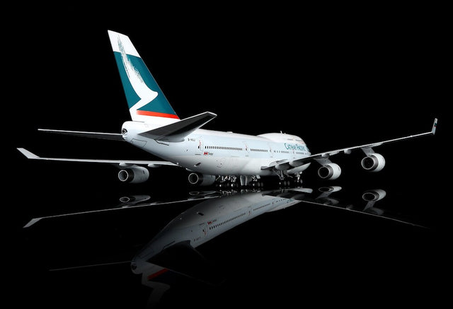 SQ Wings Cathay Pacific Boeing B747-400 B-HUJ 1/200 Aircraft Scale Model