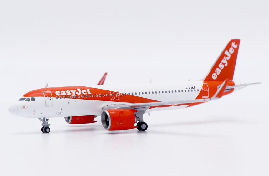 easyJet Airbus A320 G-UZEF 1/400 Aircraft Scale Model