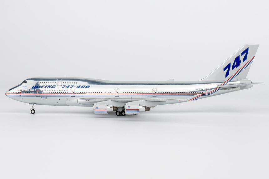 NG Models The Boeing Company Boeing House Colors Boeing 747-400 N401PW (Ultimate) 1/400 Aircraft Scale Model