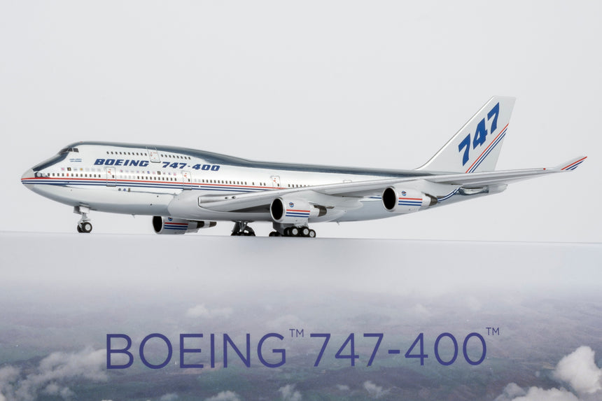 NG Models The Boeing Company Boeing House Colors Boeing 747-400 N401PW (Ultimate) 1/400 Aircraft Scale Model