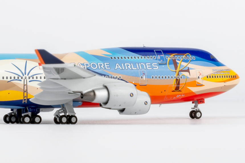 NG Models Singapore Airlines "Tropical" livery Boeing 747-400 9V-SPL 1/400 Aircraft Scale Model