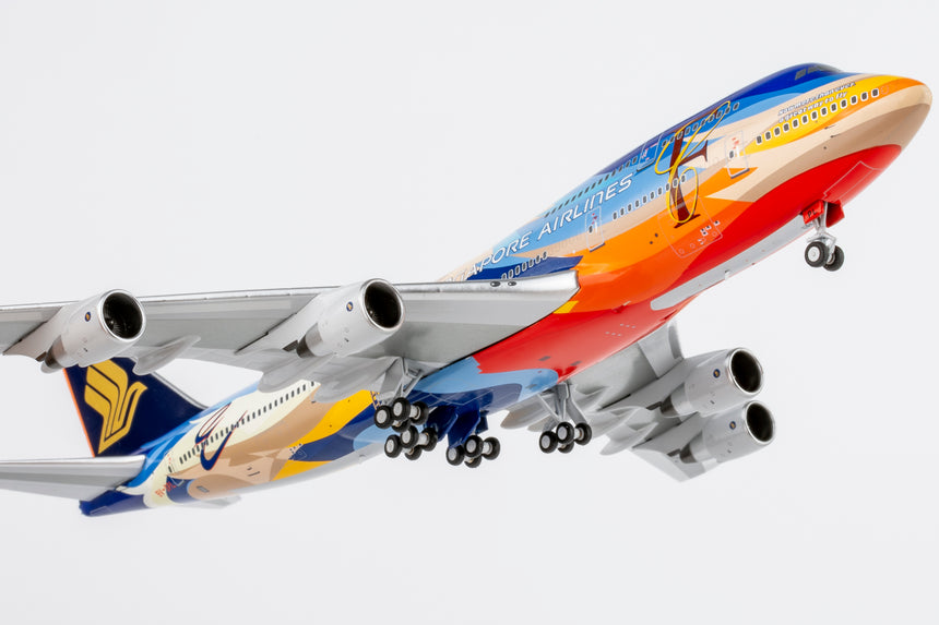 NG Models Singapore Airlines "Tropical" livery Boeing 747-400 9V-SPL 1/400 Aircraft Scale Model