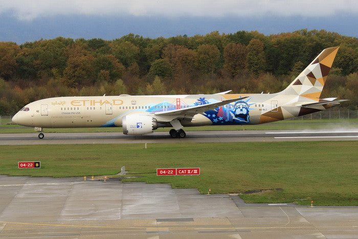 Phoenix Etihad Airways Boeing 787-9 'Choose the USA' A6-BLC 1/400 Scale