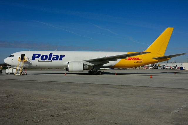 Phoenix DHL Polar Cargo Boeing 767-300BDSF N642GT 1/400 Aircraft Scale Model