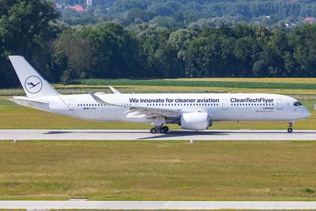 Phoenix Lufthansa Airbus A350-900 D-AIVD 1/400