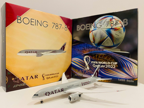Phoenix Qatar Airways Boeing 787-8 A7-BCM 1/400 Aircraft Scale Model