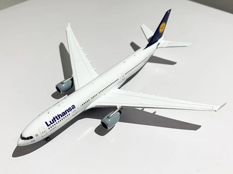 Phoenix Lufthansa Airbus A330-200 D-AIMD 1/400 Aircraft Scale Model