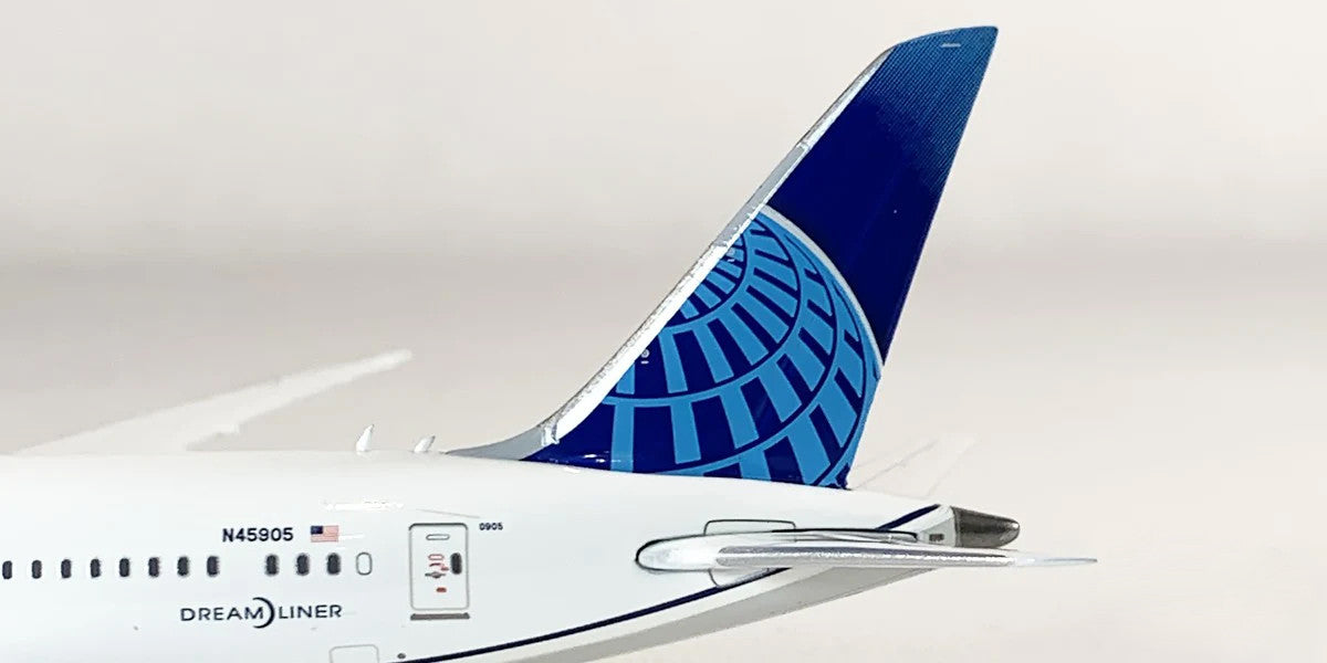 Phoenix United Airlines Boeing B787-8 N45905 1/400 Scale