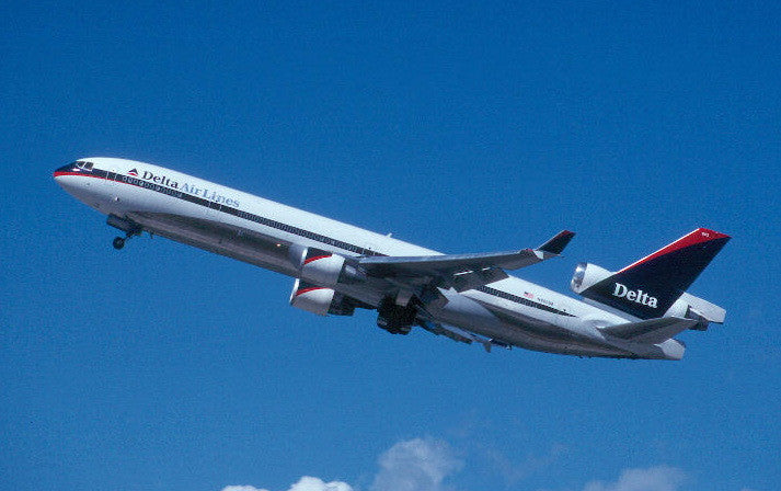 Phoenix McDonnell Douglas Delta Airlines Polish MD-11 N802DE 1/400 Scale