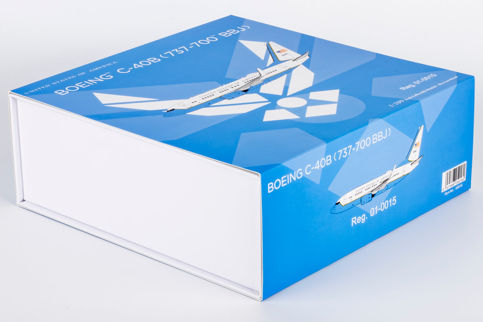 アメリカ空軍 C-40B 01-0015 1/200 USA - Air Force C-40B (737-700 BBJ) Reg : 01-0015 Scale 1