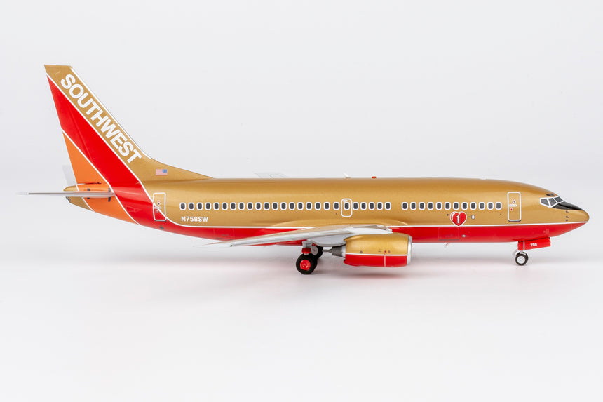 NG Models Southwest Airlines Mustard rocket livery without winglets Boeing 737-700 N758SW 1/200 Aircraft Scale Model