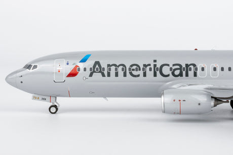 NG Models American Airlines Boeing 737-800/w N927NN 1/200 Aircraft Scale Model