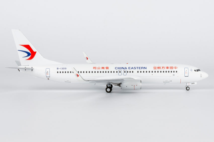 NG Models China Eastern Airlines Yunnan Branch Boeing 737-800/w B-1309 1/200 Aircraft Scale Model