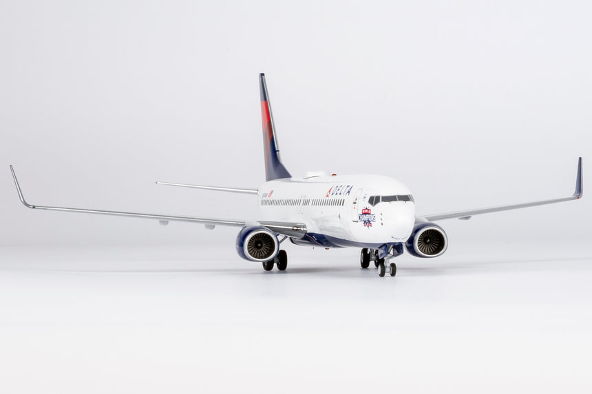 NG Models Delta Air Lines "Atlanta Braves' World Champions" Boeing 737-800/w N3746H 1/200 Scale