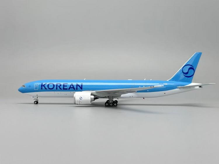 Phoenix Korean Air Cargo Boeing B777-200F HL8285 1/400 Aircraft