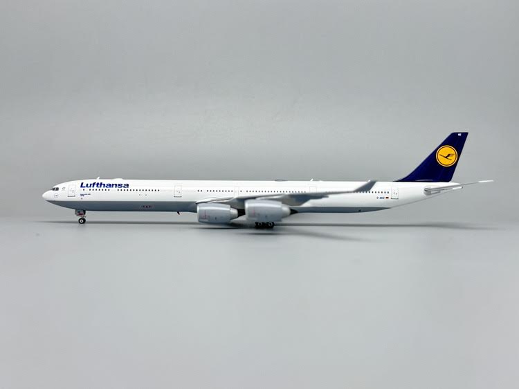 Phoenix Lufthansa Airbus A340-600 D-AIHZ 1/400 Aircraft Scale Model