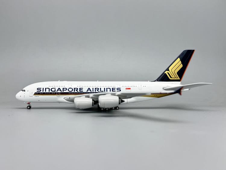 Phoenix Singapore Airlines Airbus A380 9V-SKL 1/400 Scale
