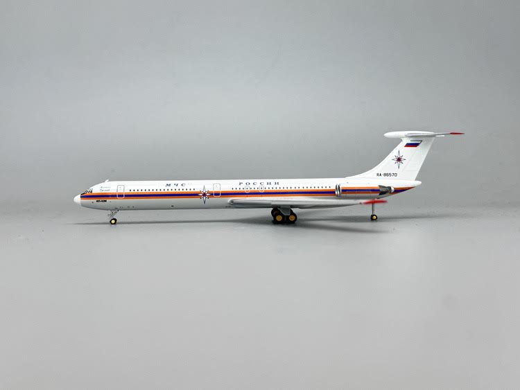 Phoenix Russia Emercom (Ministry of Emergency Situations) Ilyushin IL-62M RA-86570 1/400 Scale