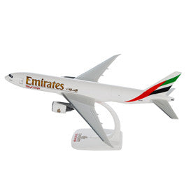 Snap-Fit Emirates SkyCargo Boeing 777FR Plastic Model 1/200 Scale