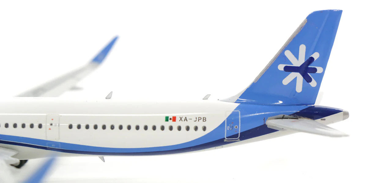 Phoenix Interjet Airbus A321 XA-JPB 1/400 Scale