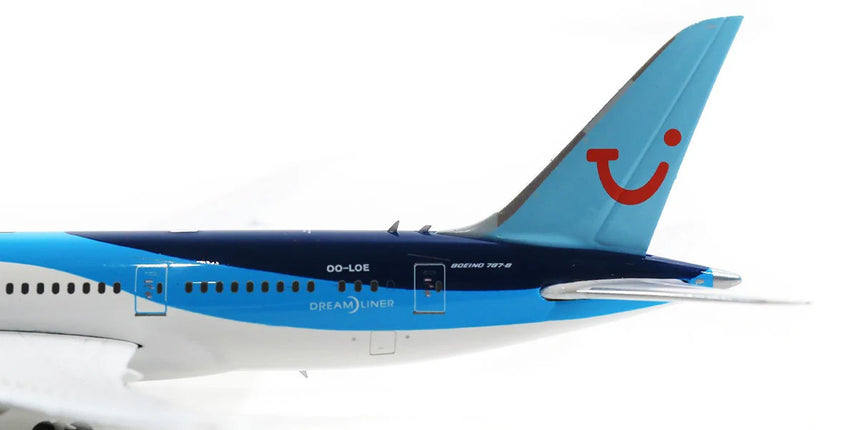 Phoenix TUI Boeing 787-8 OO-LOE 1/400 Scale