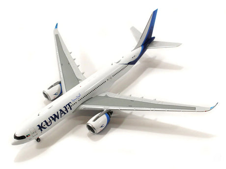 Phoenix Kuwait Airways Airbus A330-800Neo 9K-APG 1/400 Aircraft Scale Model