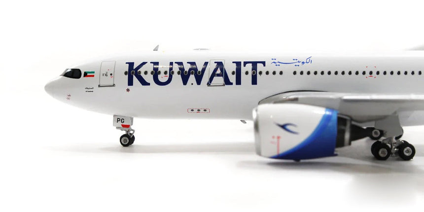 Phoenix Kuwait Airways Airbus A330-800Neo 9K-APG 1/400 Aircraft Scale Model