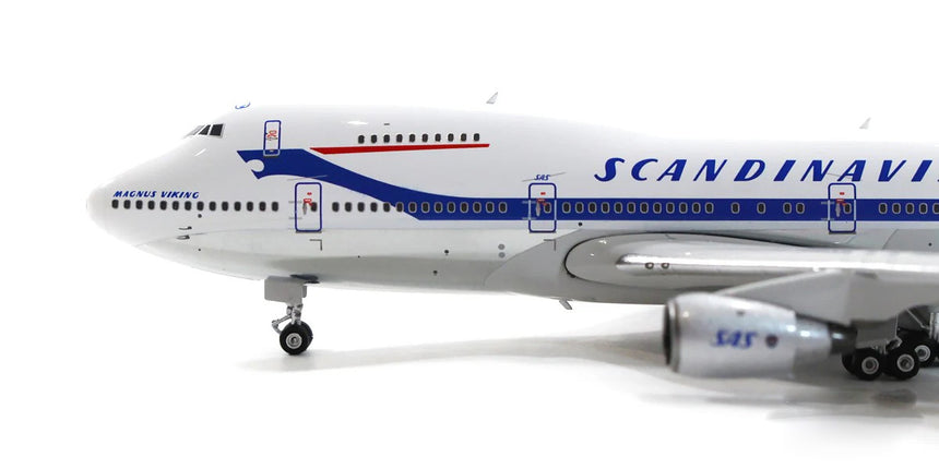 Phoenix SAS Boeing 747-200 LN-RNA 1/400 Scale