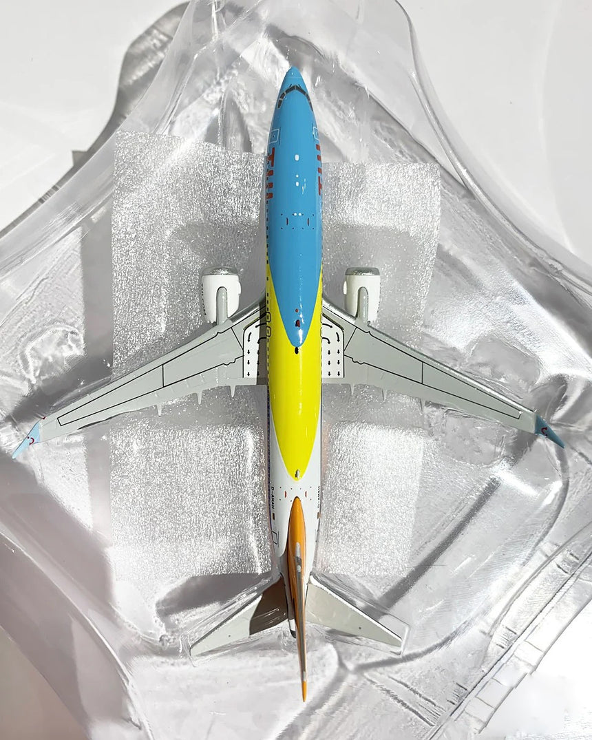 Phoenix TUI Boeing 737Max8 D-AMAH 1/400 Scale
