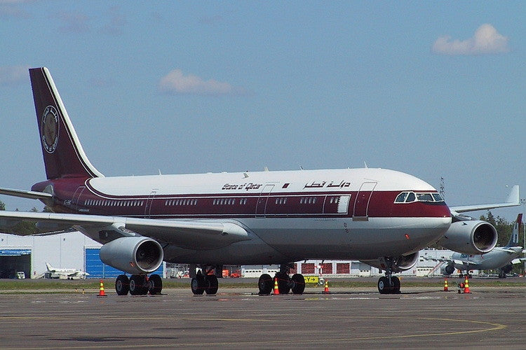 Phoenix Qatar Amiri Airbus A340-200 A7-HHK 1/400 Scale