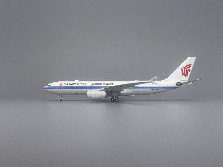 Phoenix Air China Cargo “Black Cargo” Airbus A330-200 B-6092 1/400 Scale