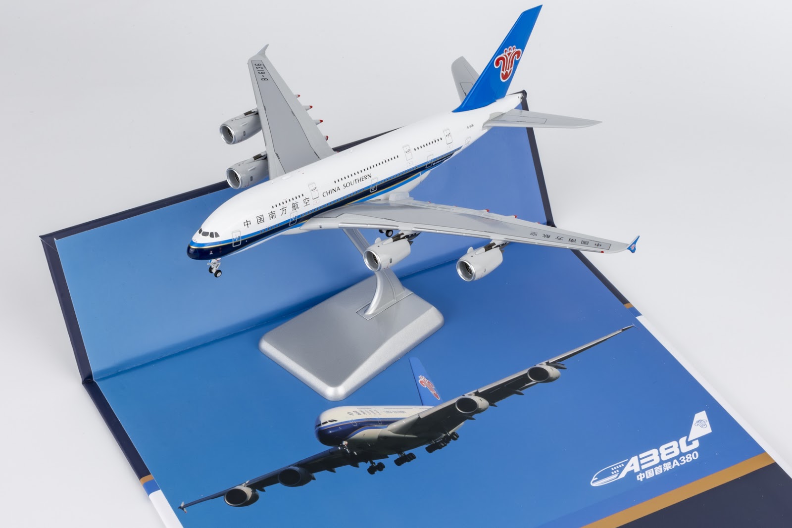 NG Models China Southern Airlines Airbus A380-800 B-6136 First
