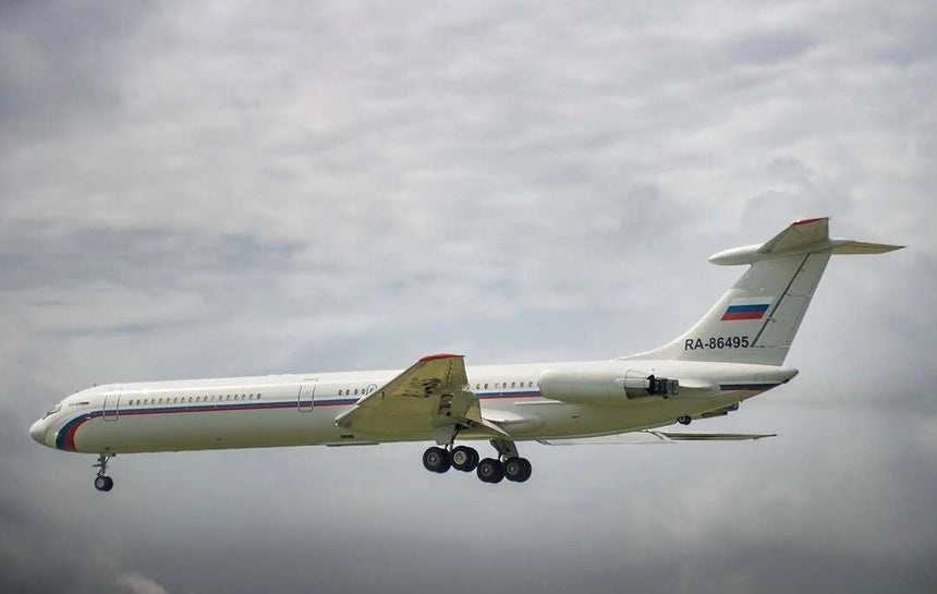 Phoenix Rossiya Russian Airforce Ilyushin IL-62M RA-86495 1/400 Aircraft Scale Model