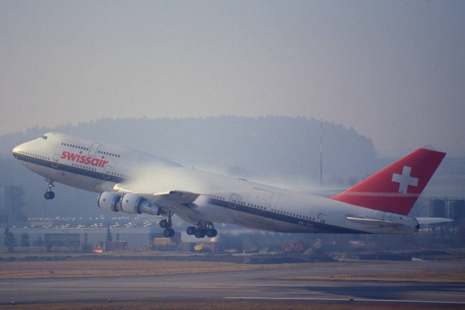 SQ Wings Swissair Boeing B747-300 HB-IGG 1/200 Aircraft Scale Model
