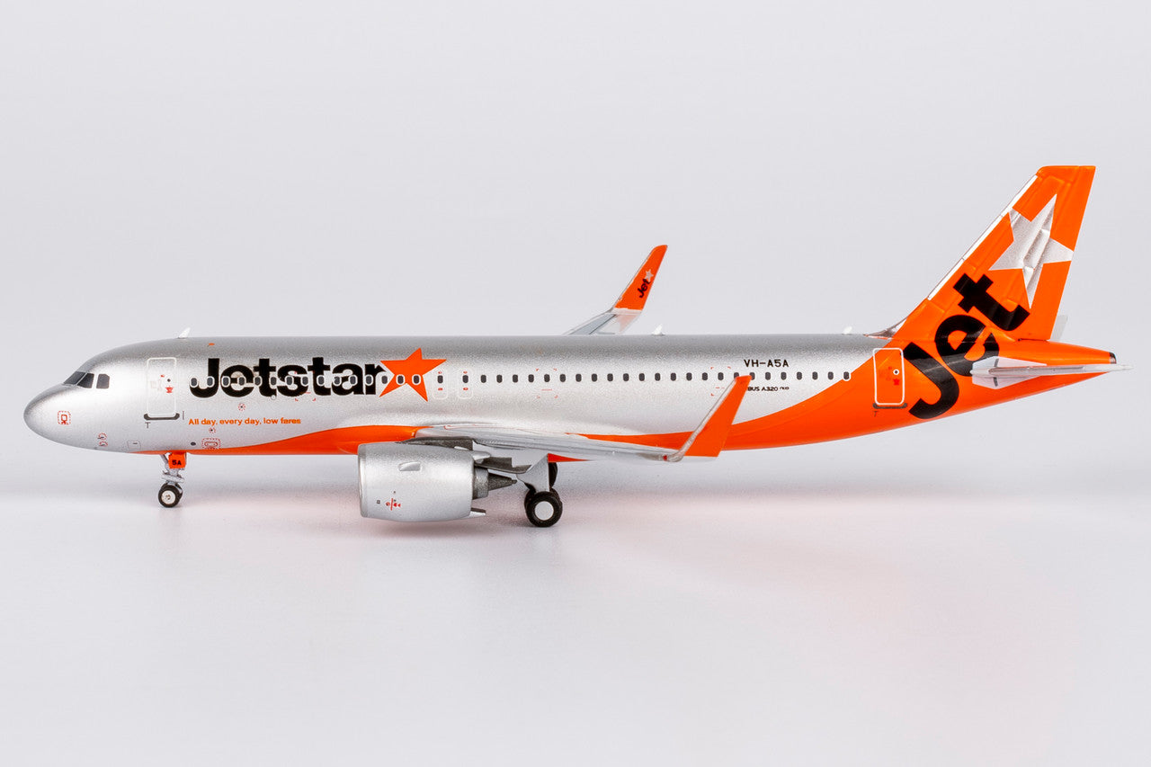 航空機・ヘリコプター 1/400 phoenix A320-200 Jetstar Jetstar Japan A320-200 Sharklets Reg# JA08JJ Phoenix 10771