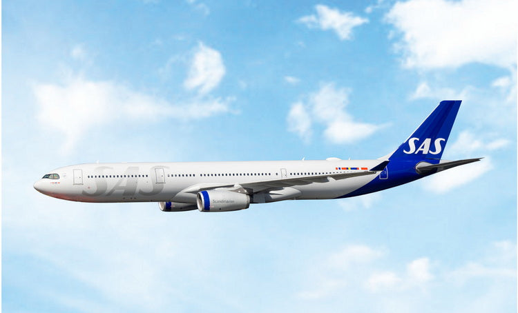 Phoenix SAS Airbus A330-300 LN-RKT 1/400 Aircraft Scale Model