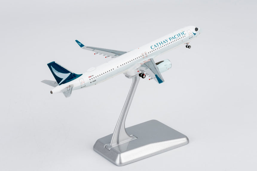 NG Models Cathay Pacific Airways Airbus A321neo B-HQD (Large titles) (ULTIMATE) 1/400 Aircraft Scale Model