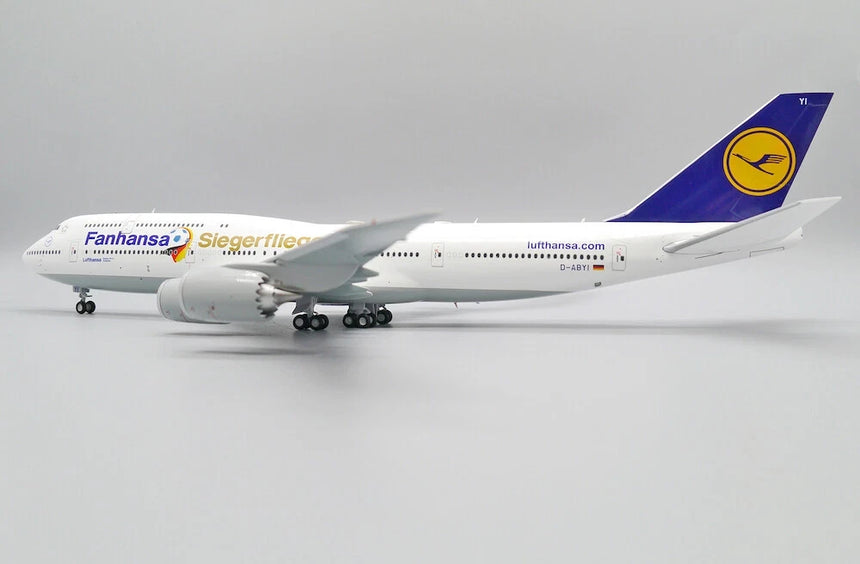 JC Wings Lufthansa Boeing 747-8i "Fanhansa" (D-ABYI) 1/200 Aircraft Scale Model