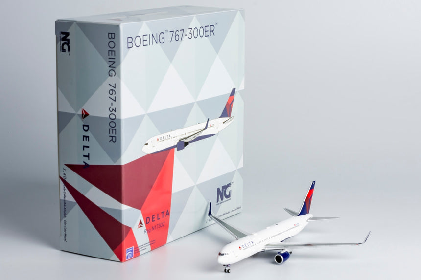 NG Models Delta AirLines Boeing 767-300ER/w N173DZ with CF6 engines 1/400 17002