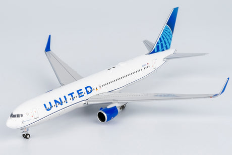 NG Models United Airlines Boeing B767-300ER/w N674UA Blue Evolution c/s 1/400 Aircraft Scale Model