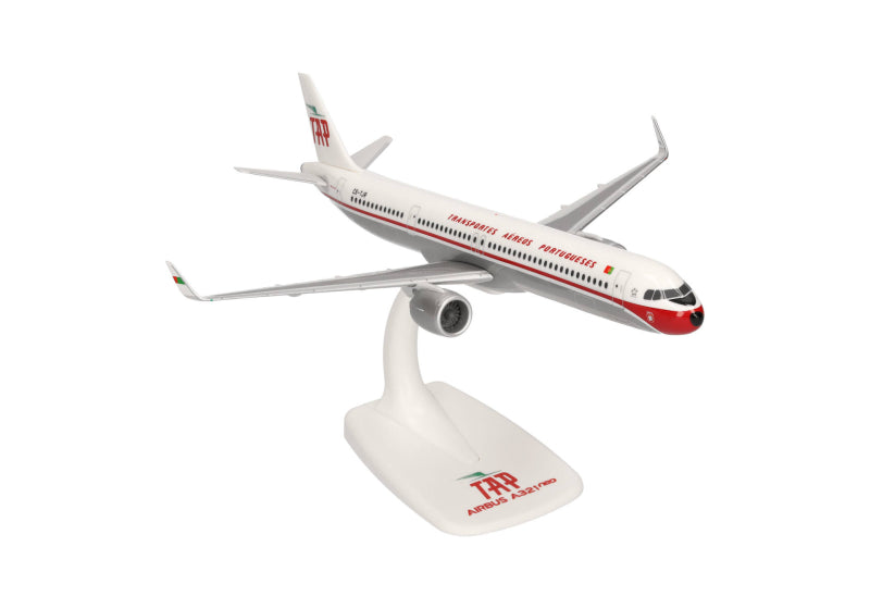 Herpa Snap-Fit TAP Air Portugal Airbus A321neo - CS-TJR Retro 75th Anniversary Colours 1/200 Aircraft Scale Model